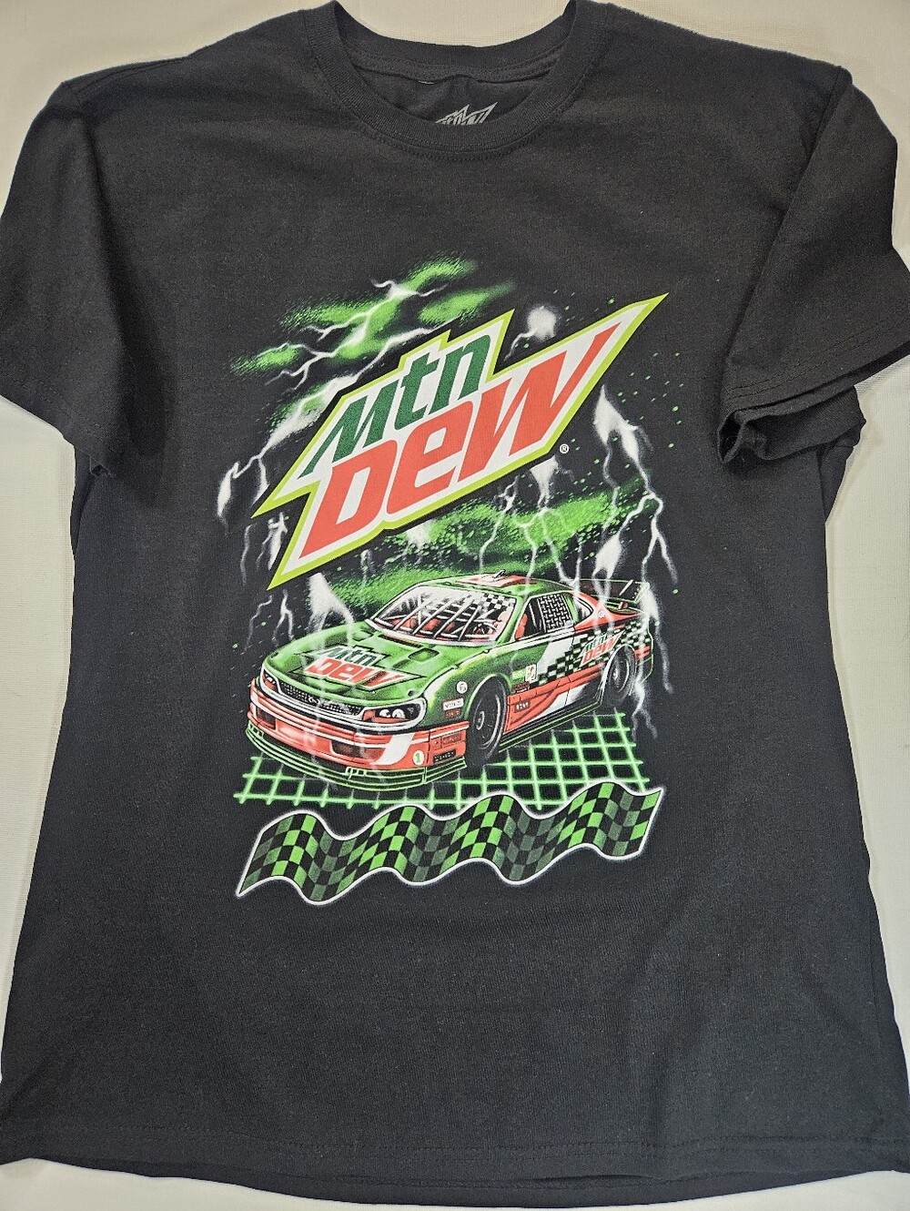 Mountain Dew T-shirt Mens 2X Large Black Race Car Graphic Streetwear Tee